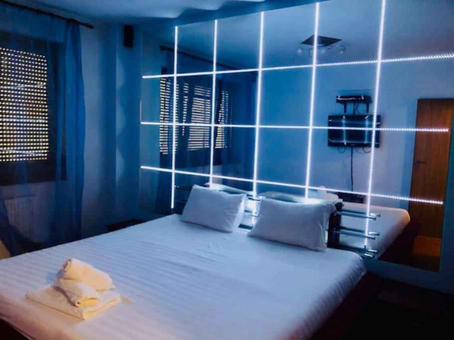 Joy City Stay Republicii 19 ทิมิชัวรา ภายนอก รูปภาพ